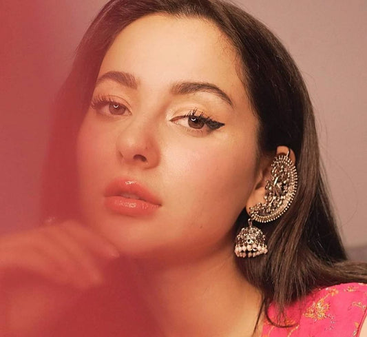 Manoo Mor Earings