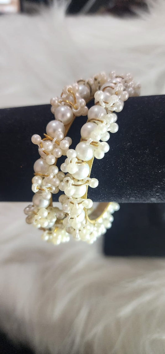 Manoo pearl Kada