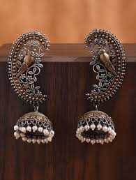 Manoo Mor Earings